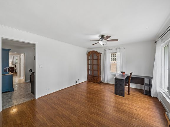 5th image of 2534 Maple St