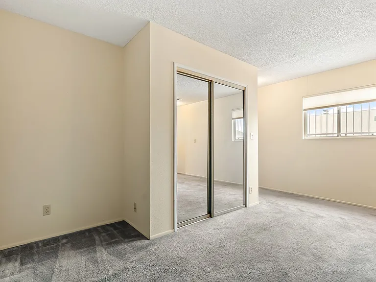 2687 Country Club Dr — Photo 17