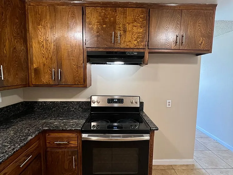 Soranno Avenue Apartments — Photo 10