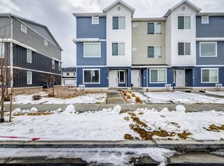 1063 E Waterway Ln #1, Saratoga Springs, UT 84045