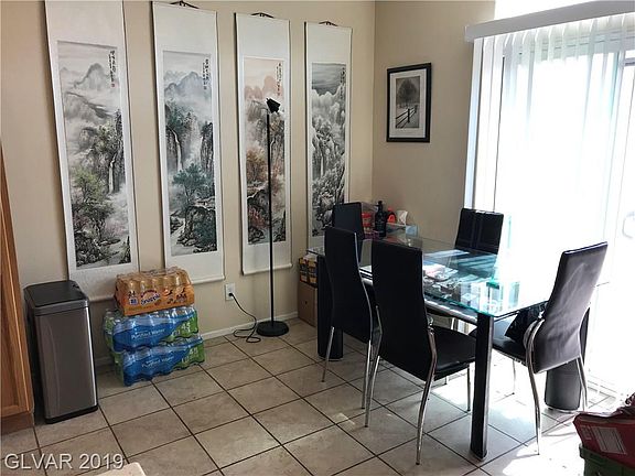 5th image of 6649 Dunraven Ave