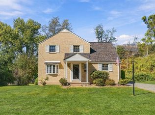 215 S Margery Dr, Pittsburgh, PA 15238