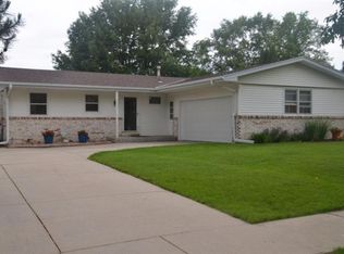 5521 Tipperary Trl, Lincoln, NE 68512