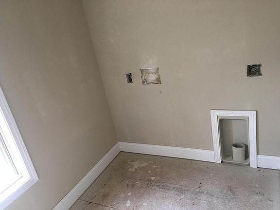 4th image of 7348 Redwing Ln