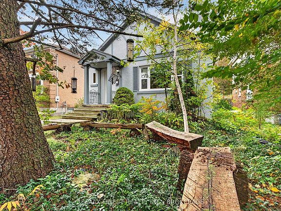 3rd image of 218 Helen St