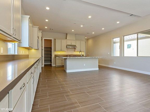 4th image of 4176 San Capri Way