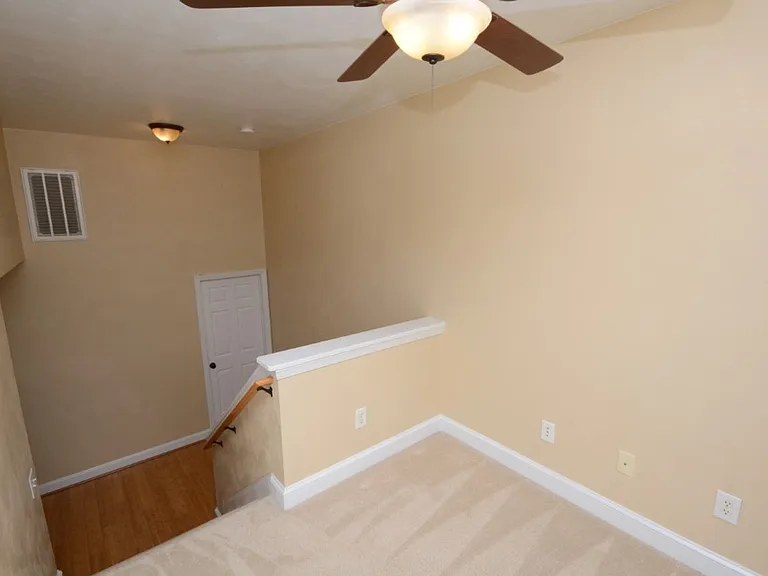 2216 E Berrie Cir — Photo 31
