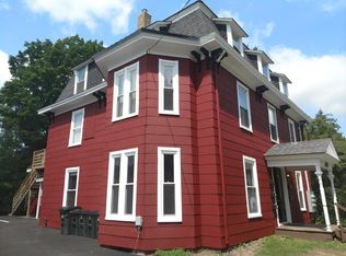 33 Bennoch Rd APT 4, Orono, ME 04473