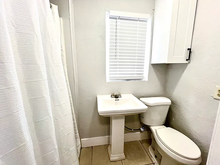 426 Dummitt Ave #E — Photo 5