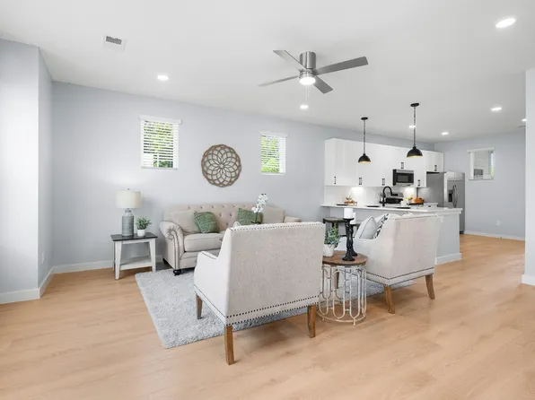 702 Laura Ward Pl, Lebanon, TN 37087