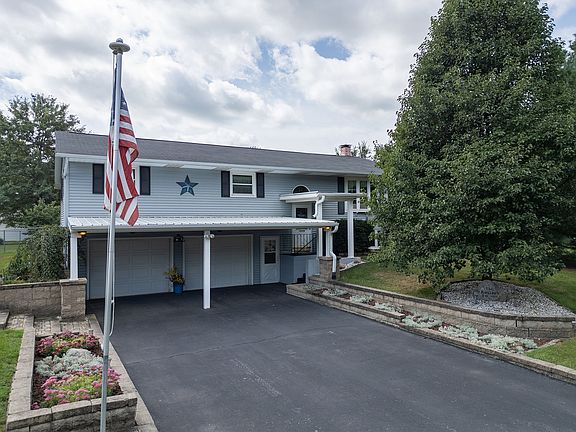 2nd image of 7807 Kelly Ct
