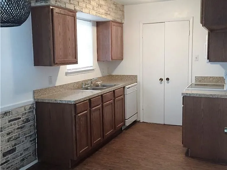 6840 Margaret Dr — Photo 6