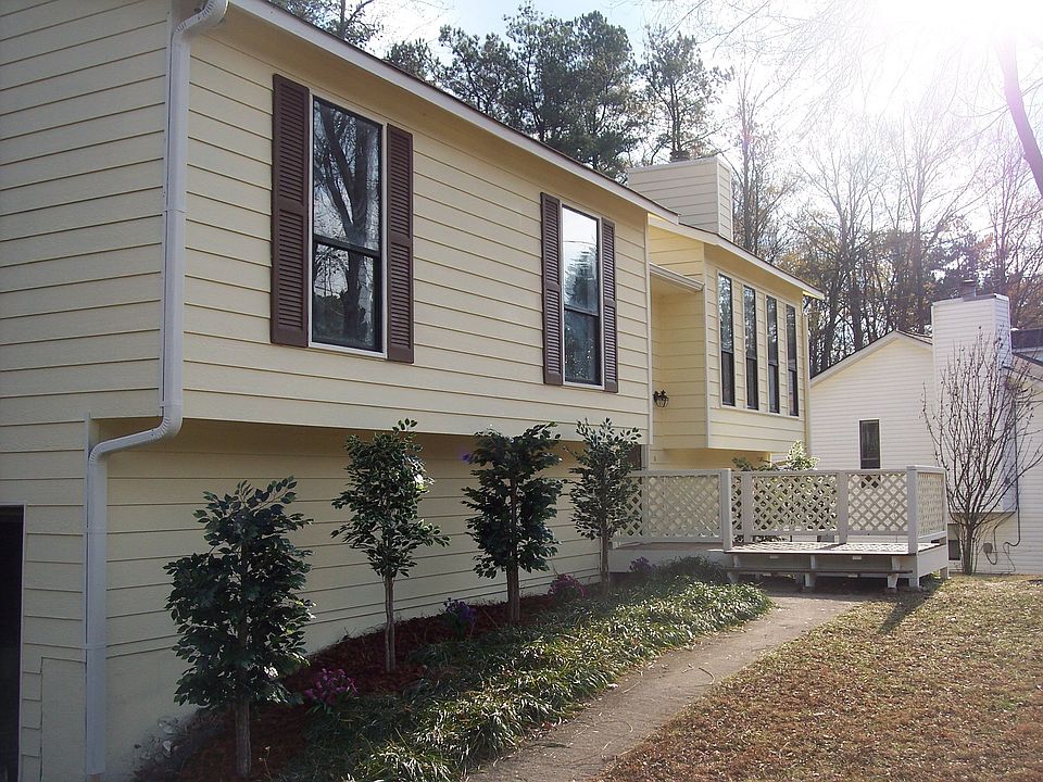 2nd image of 1486 Ashlyn Ct
