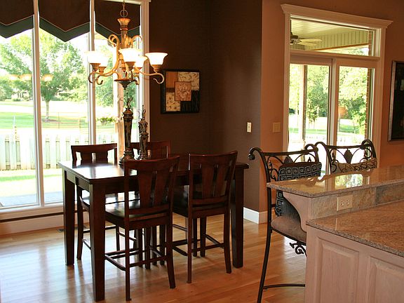 Breakfast nook