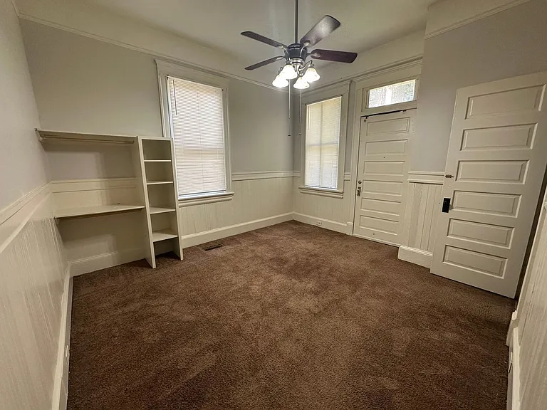 946 Magnolia St #2 — Photo 6
