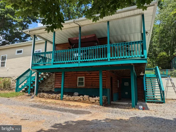 1982 Bear Wallow Hollow Rd, Augusta, WV 26704