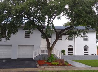 19915 SW 79th Ct, Cutler Bay, FL 33189