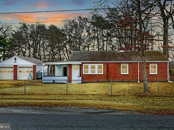 8700 Mimosa Ave, Clinton, MD 20735