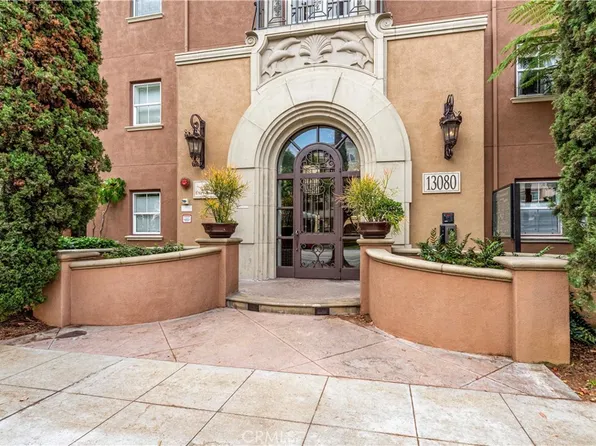 13080 Pacific Promenade APT 302, Playa Vista, CA 90094