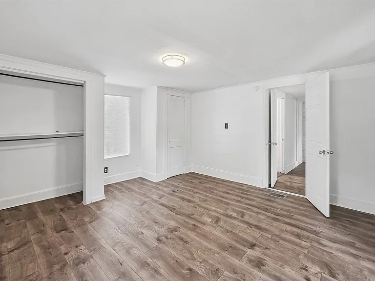1547 Joyner Ave SE — Photo 16