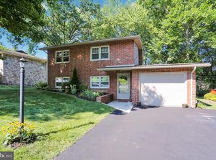 308 Pennwyn Pl, Reading, PA 19607