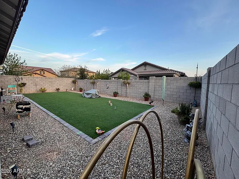 16013 W Alameda Rd — Photo 33