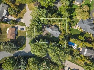 376 Philip Pl, Hamilton, ON L9G3G8