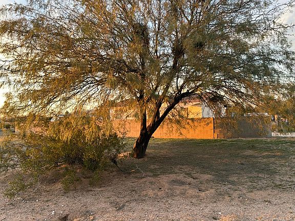 2nd image of 29252 E Chappell Ln
