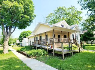 295 N Main St, Clifton, IL 60927