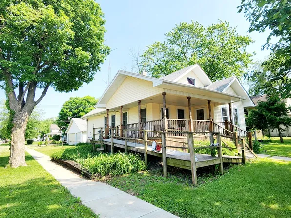 295 N Main St, Clifton, IL 60927