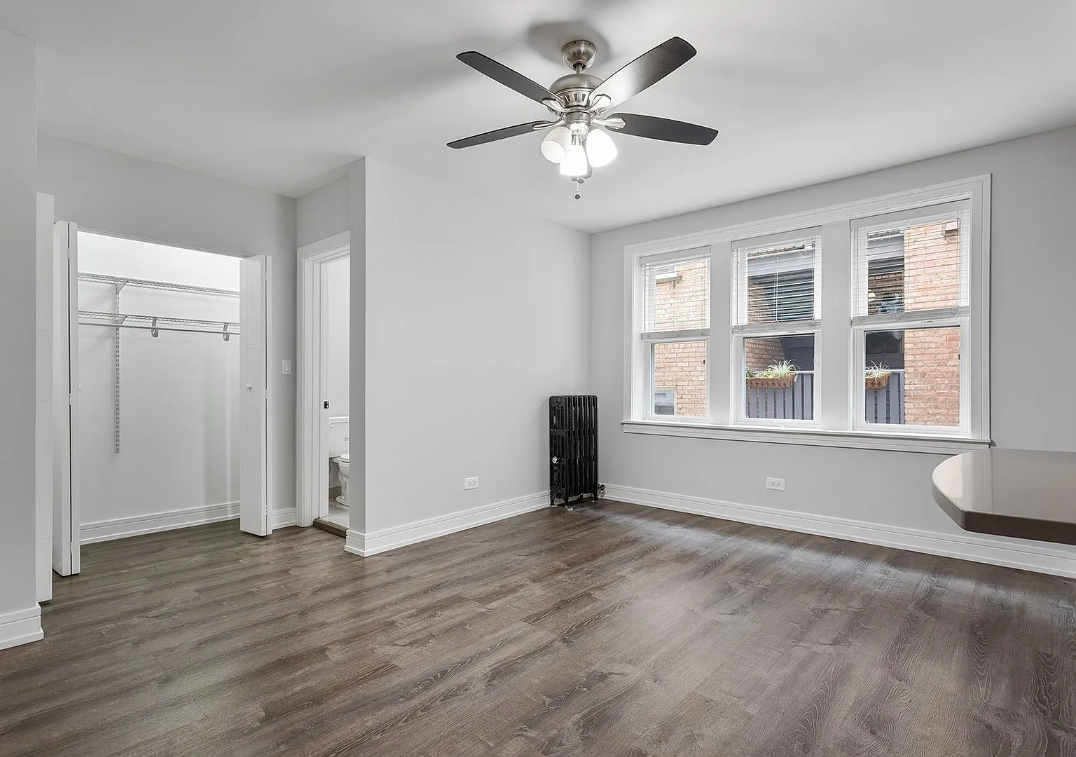 The 1521 Sherwin — Photo 3