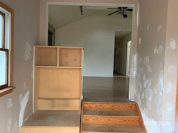 4th image of 66 N Ocean Ave