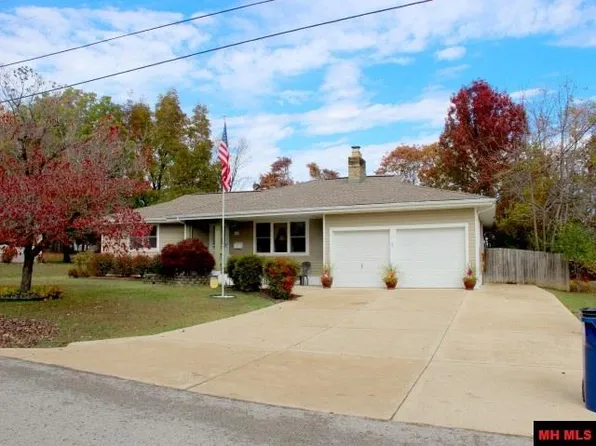 443 Glenstone Dr, Mountain Home, AR 72653