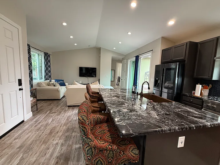 1598 Valota Rd — Photo 15