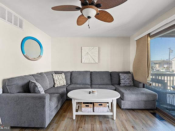 4th image of 601 N Delaware Ave APT 13