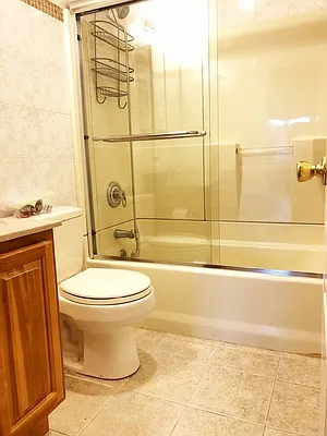 Rented by NY Space Finders Inc. | media 27