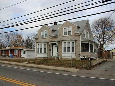 145 Putnam Pike, Johnston, RI, 02919