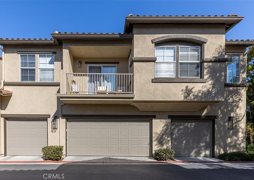 1st image of 638 Sumner Way