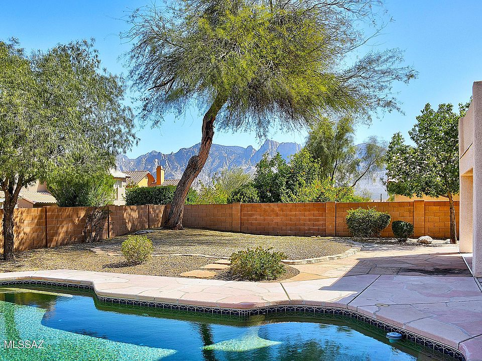 1st image of 12370 N Echo Valley Dr