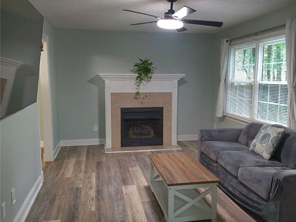 3rd image of 6590 Pine Haven Cir