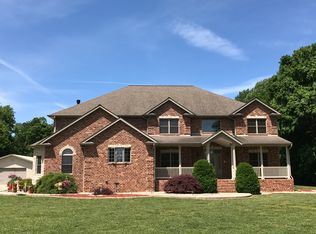 13799 Waffler Rd, Highland, IL 62249