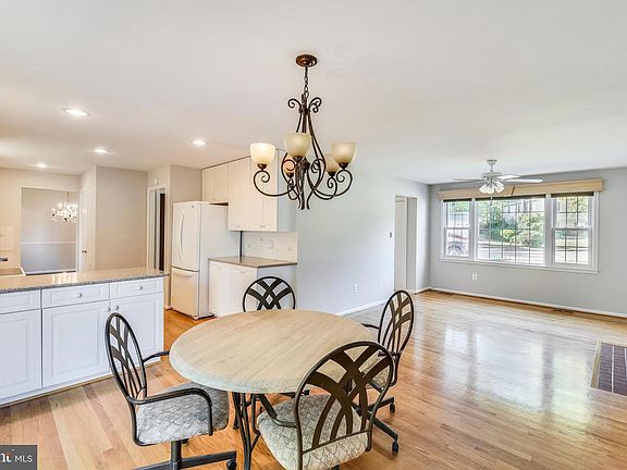 5th image of 9325 Walking Horse Ct