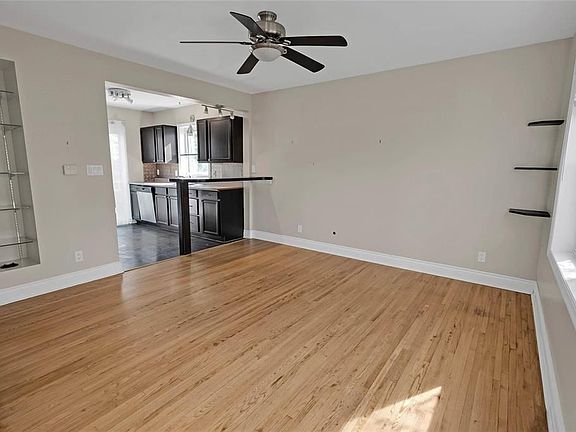 19 Saint Elmo Rd #1, Winnipeg, MB R2M 3H2 | Zillow