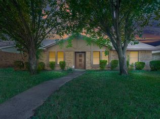 2646 Hartford Ln, Lancaster, TX 75134