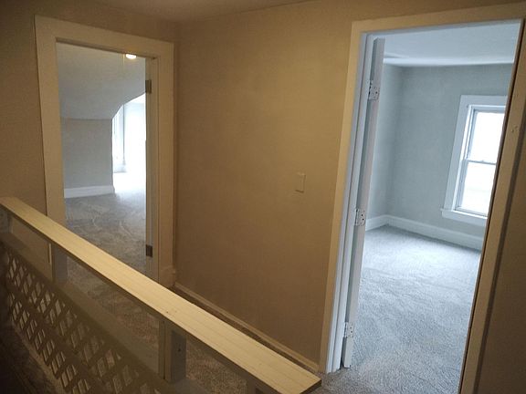 4th image of 14918 Clifton Blvd #2