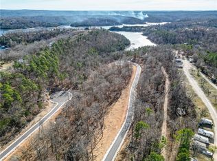 3 Winterberry Ln, Rogers, AR 72756