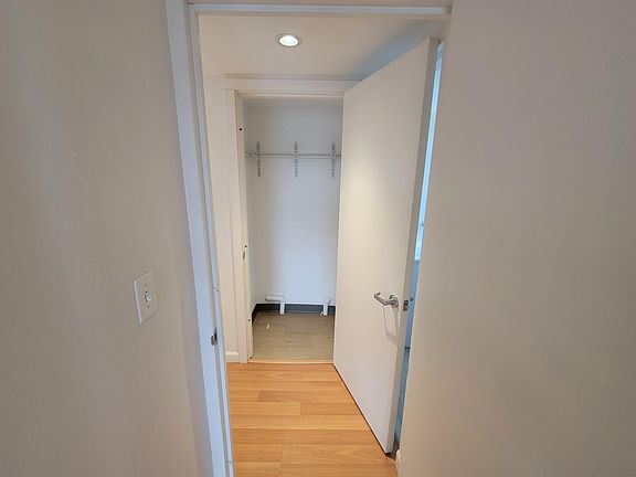3rd image of 295B Harvard St #619A
