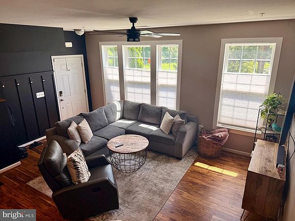 5th image of 14838 Mason Creek Cir