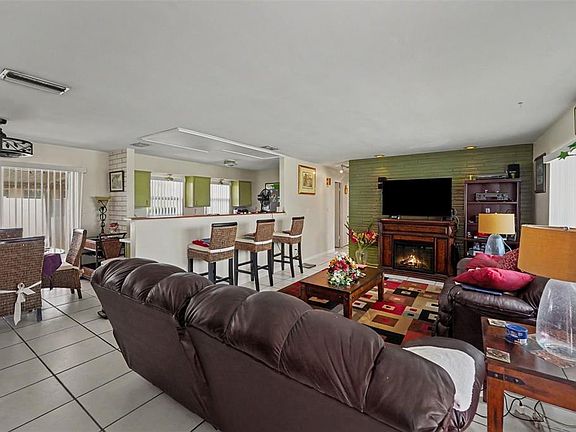 3rd image of 12149 Park Blvd #7