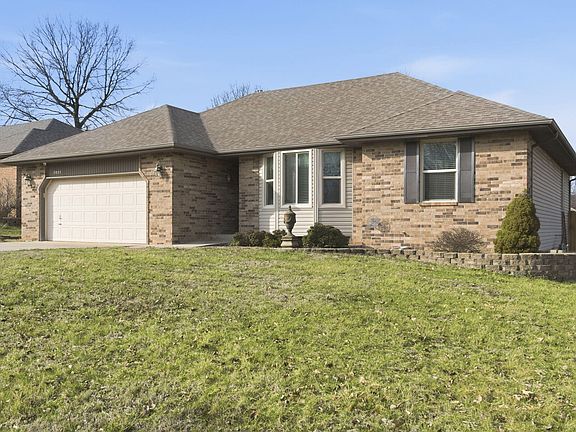 3rd image of 3935 W Wayland Street